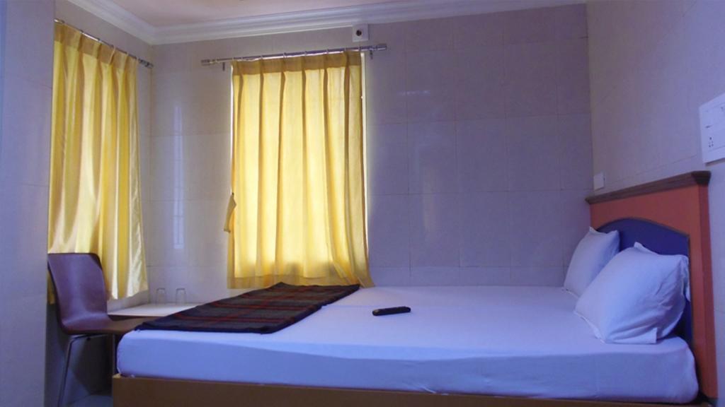 Kvr Deluxe Residency Villa Tirupati Rom bilde